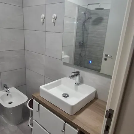 Da Rocha - Miramar T4 *
